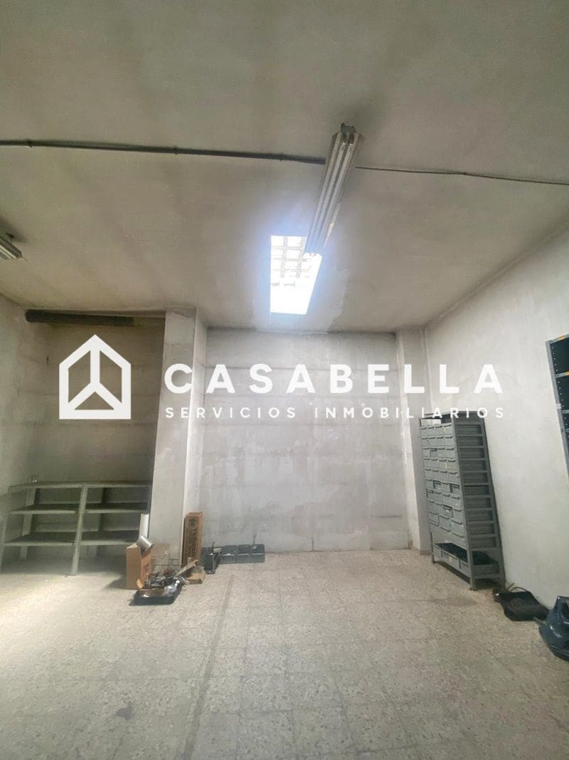 Commercial for sale in Valencia city - € 115,000 (Ref: 9650189)