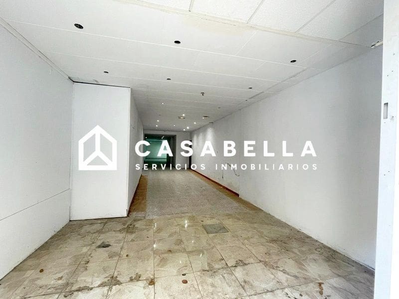 Kommersiell til leie i Valencia by - € 1 100 (Ref: 9650193)