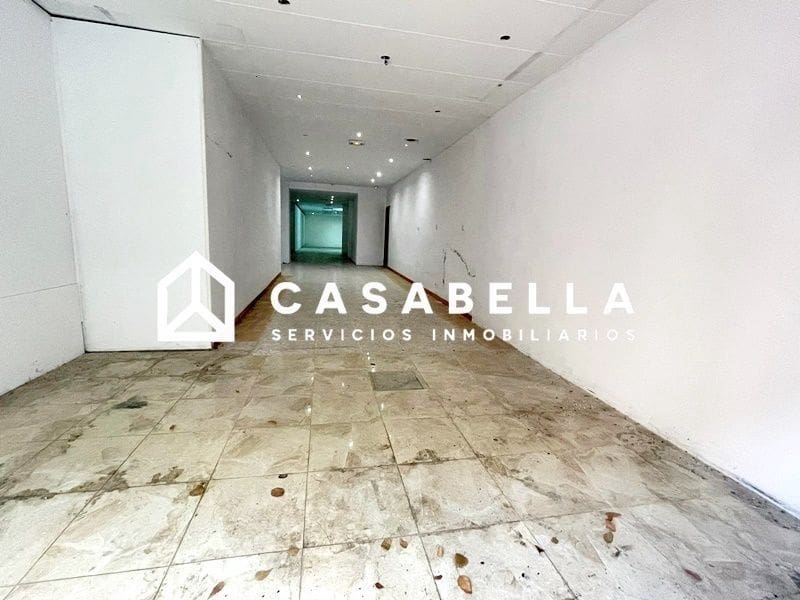 Kommersiell til leie i Valencia by - € 1 100 (Ref: 9650193)