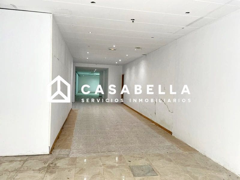Kommersiell til leie i Valencia by - € 1 100 (Ref: 9650193)