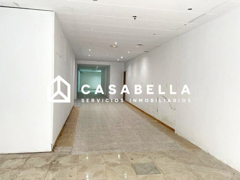 Kommersiell til leie i Valencia by - € 1 100 (Ref: 9650193)