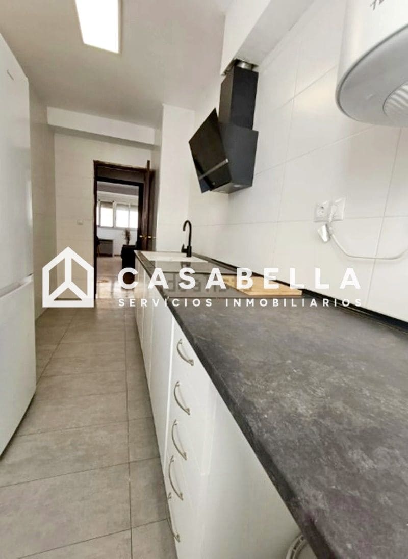 4 slaapkamer Flat te koop in Valencia stad - € 315.000 (Ref: 9650195)