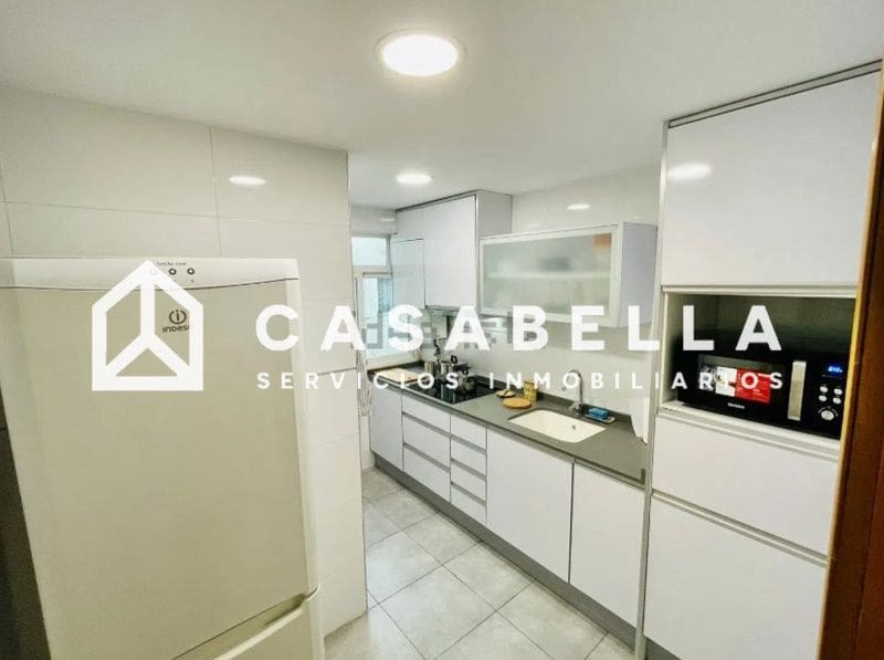 4 soveværelse Lejlighed til salg i Valencia by - € 395.000 (Ref: 9650197)