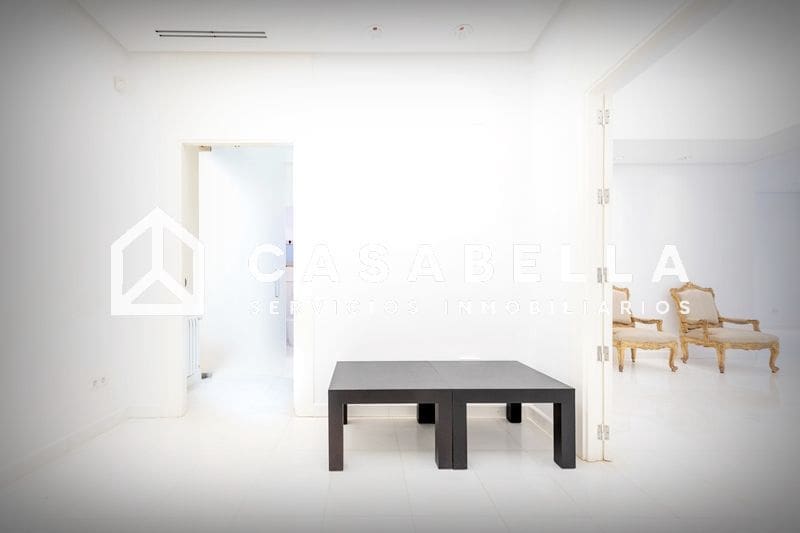 3 chambre Appartement à vendre à Valence ville - 1 300 000 € (Ref: 9650200)