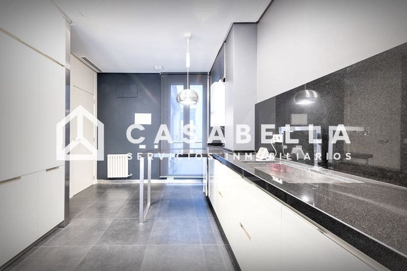 3 chambre Appartement à vendre à Valence ville - 1 300 000 € (Ref: 9650200)