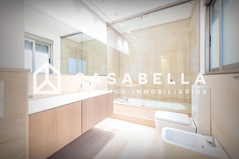 3 chambre Appartement à vendre à Valence ville - 1 300 000 € (Ref: 9650200)