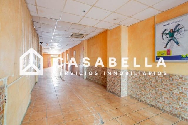Kaupallinen myytävänä paikassa La Petxina, Valencia kaupunki - 499 000 € (Ref: 9650202)