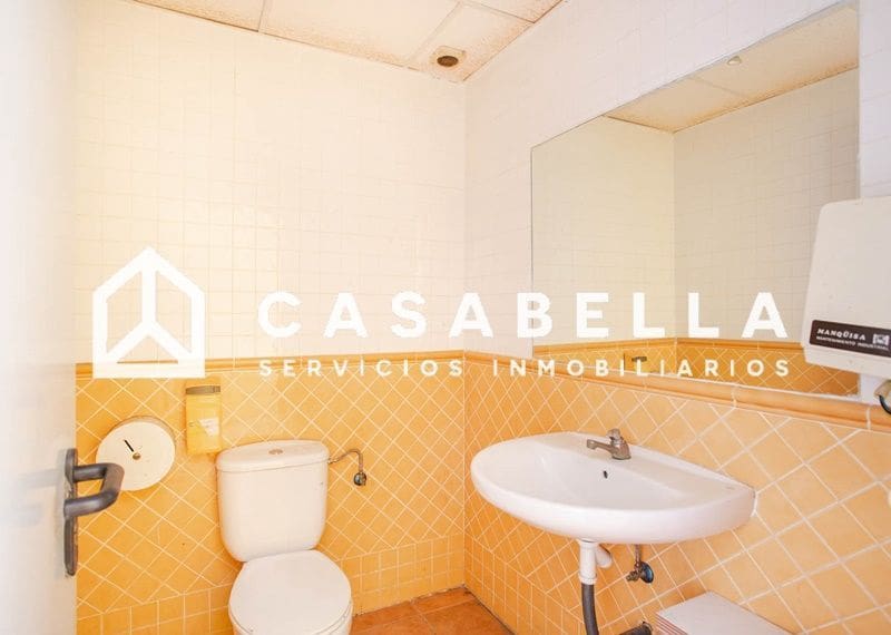 Kaupallinen myytävänä paikassa Valencia kaupunki - 499 000 € (Ref: 9650202)