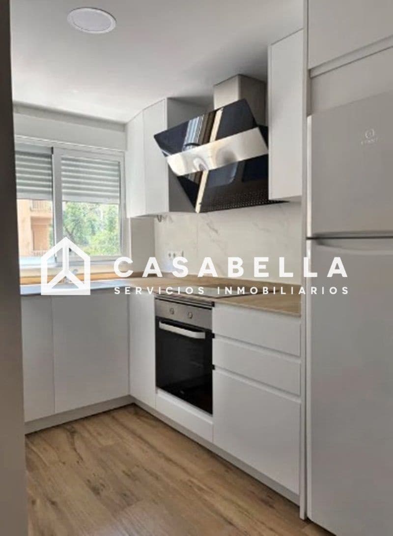 2 makuuhuone Asunto vuokrattavana paikassa Valencia kaupunki - 1 400 € (Ref: 9650206)