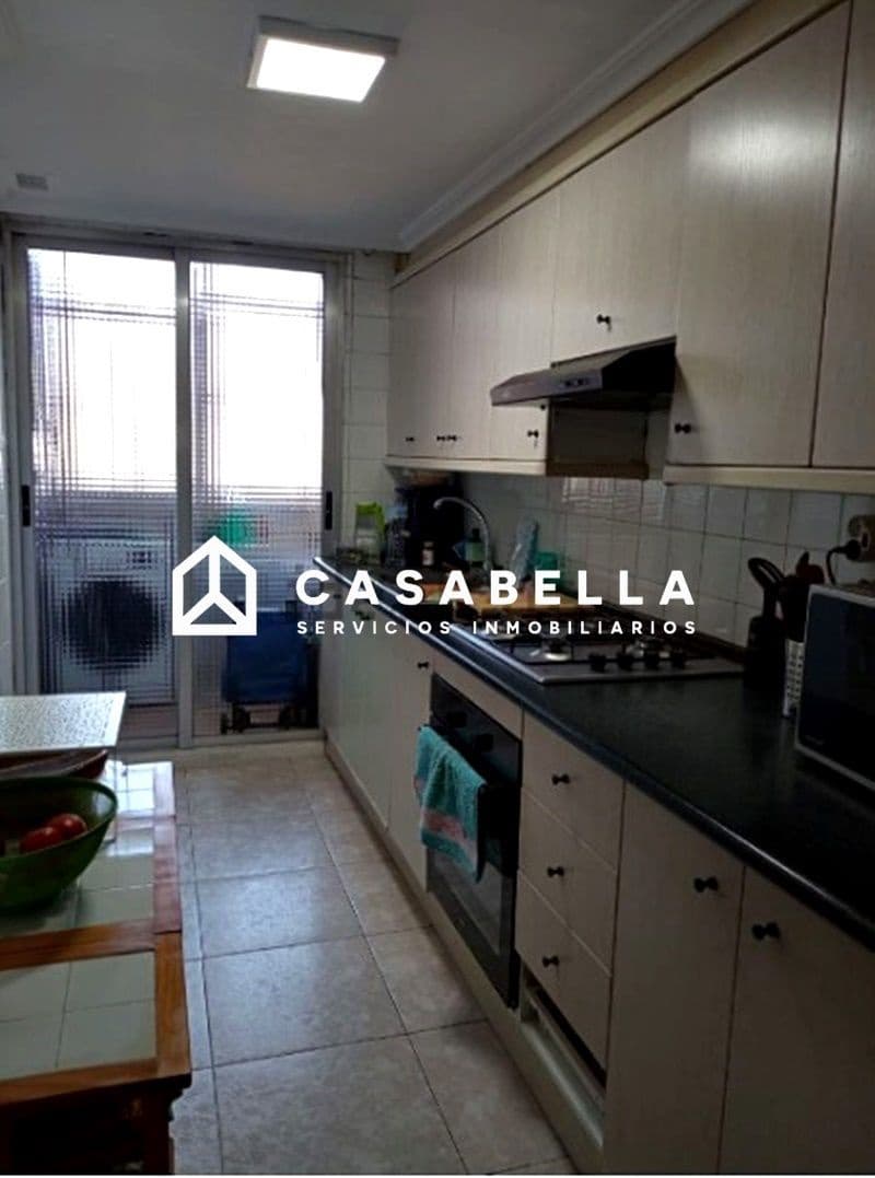 3 makuuhuone Asunto myytävänä paikassa Valencia kaupunki - 225 000 € (Ref: 9650207)