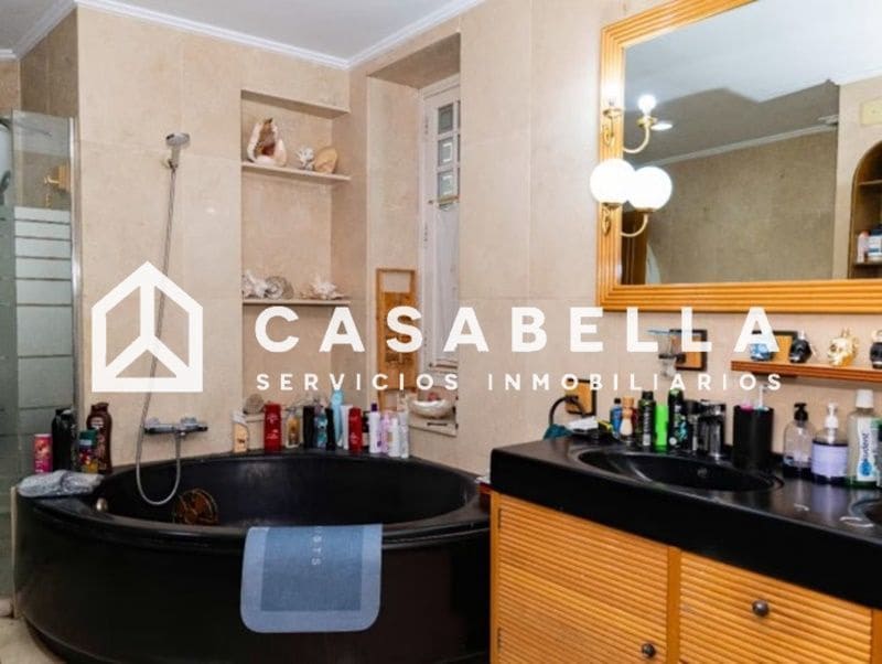 4 chambre Appartement à vendre à Valence ville - 950 000 € (Ref: 9650209)