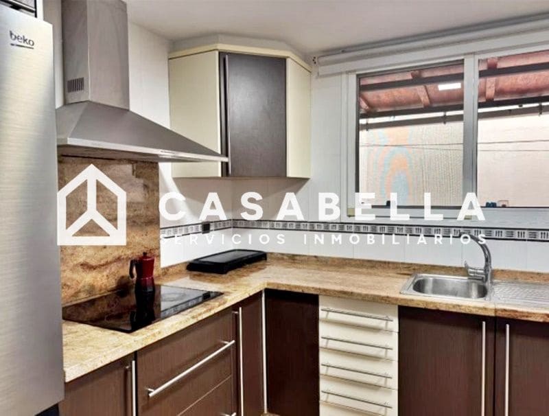 3 bedroom Flat for sale in Valencia city - € 249,000 (Ref: 9650210)