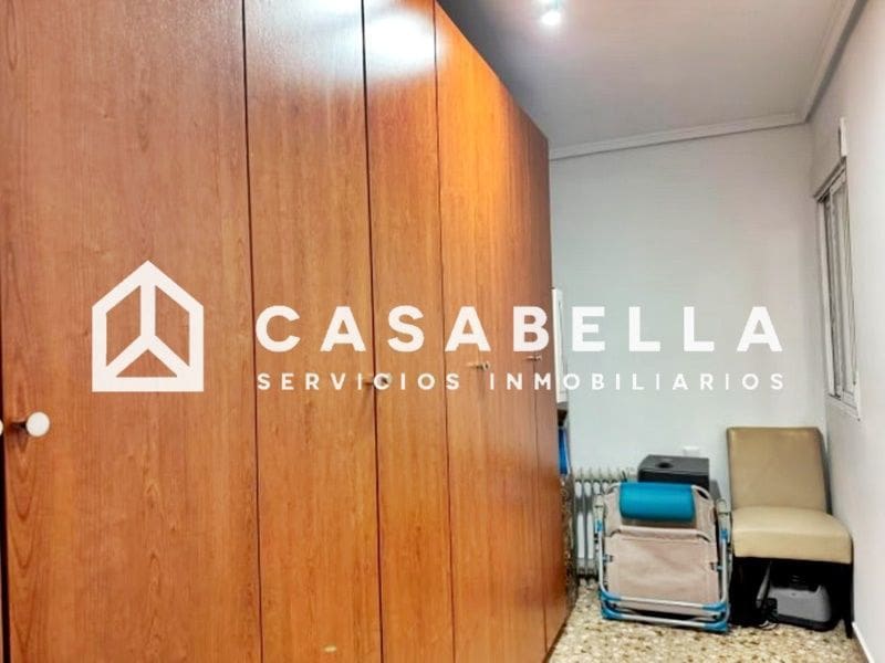 3 bedroom Flat for sale in Valencia city - € 249,000 (Ref: 9650210)