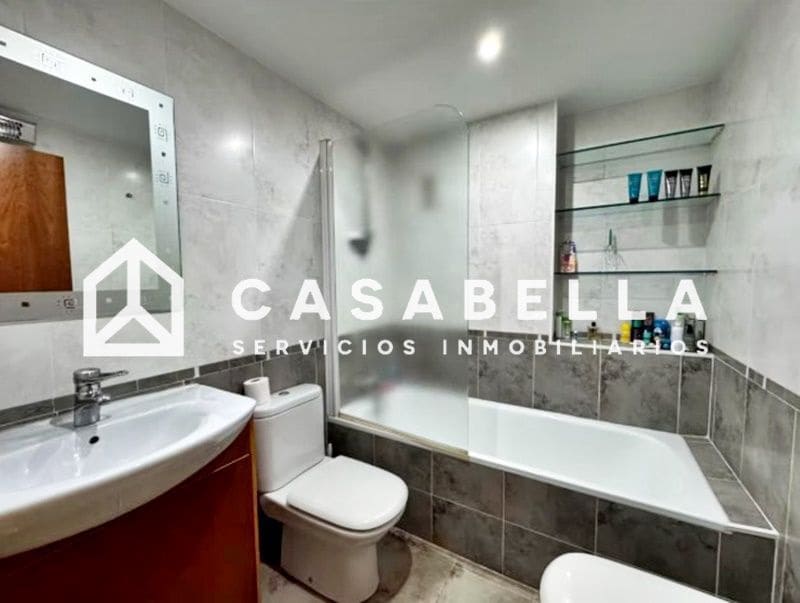 3 bedroom Flat for sale in Valencia city - € 249,000 (Ref: 9650210)