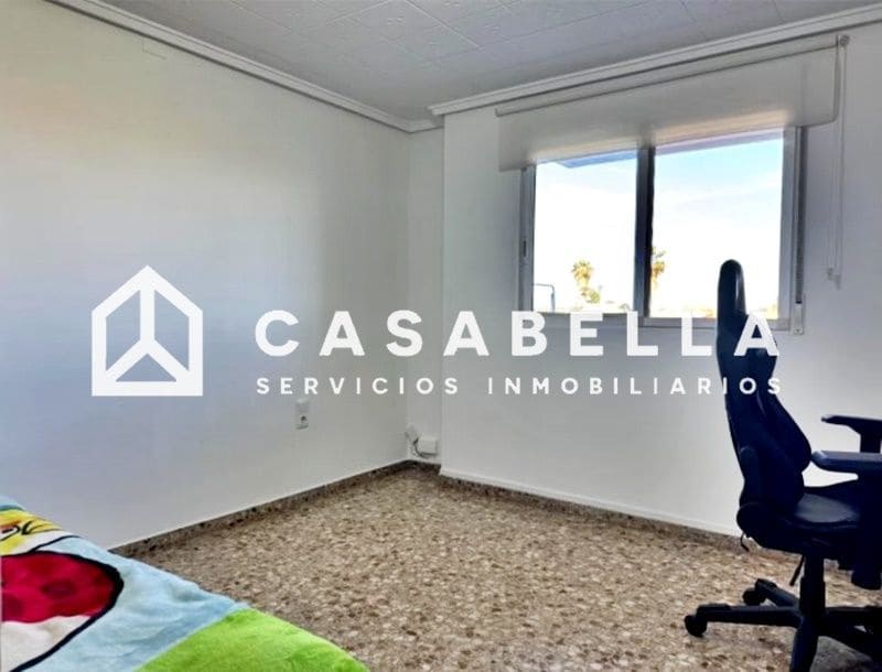 3 bedroom Flat for sale in Valencia city - € 249,000 (Ref: 9650210)