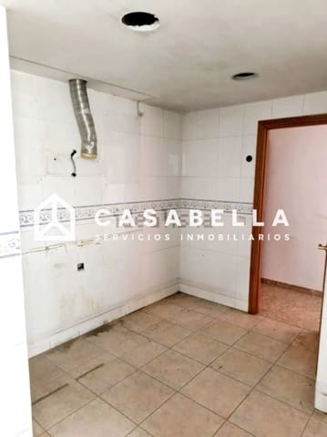 4 slaapkamer Flat te koop in Malilla, Valencia stad - € 299.000 (Ref: 9650212)