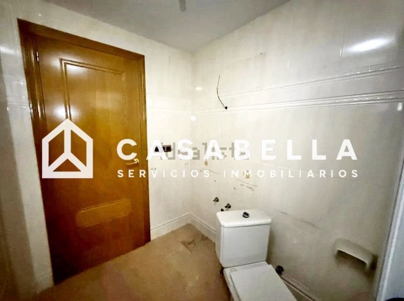 4 slaapkamer Flat te koop in Valencia stad - € 299.000 (Ref: 9650212)