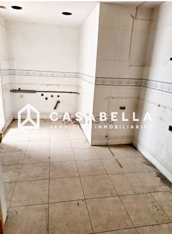 4 slaapkamer Flat te koop in Malilla, Valencia stad - € 299.000 (Ref: 9650212)