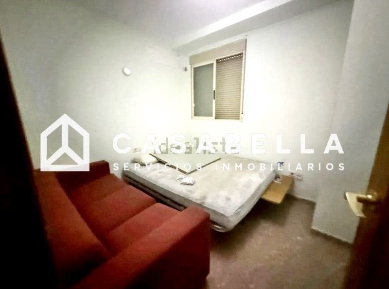 4 slaapkamer Flat te koop in Valencia stad - € 299.000 (Ref: 9650212)