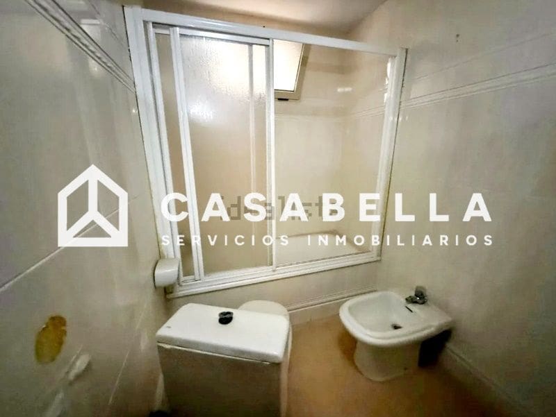 4 slaapkamer Flat te koop in Valencia stad - € 299.000 (Ref: 9650212)