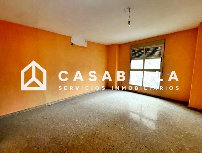 4 slaapkamer Flat te koop in Valencia stad - € 299.000 (Ref: 9650212)