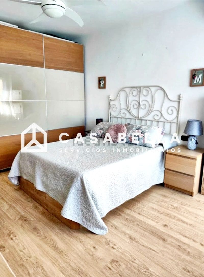 3 bedroom Flat for sale in Valencia city with garage - € 375,000 (Ref: 9650214)