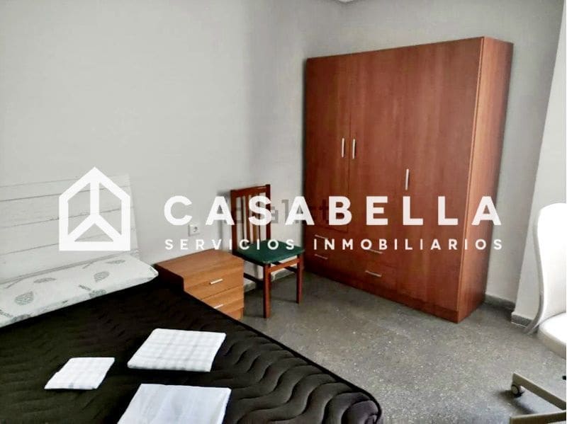 3 slaapkamer Flat te huur in Valencia stad - € 1.400 (Ref: 9650218)