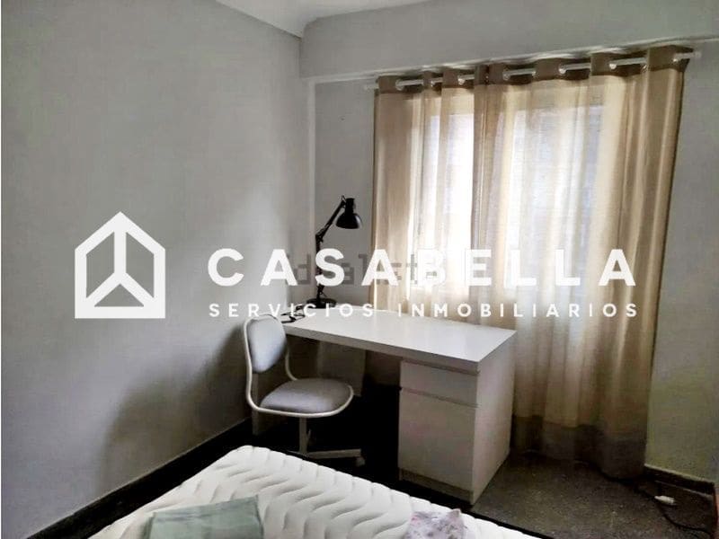 3 slaapkamer Flat te huur in Valencia stad - € 1.400 (Ref: 9650218)