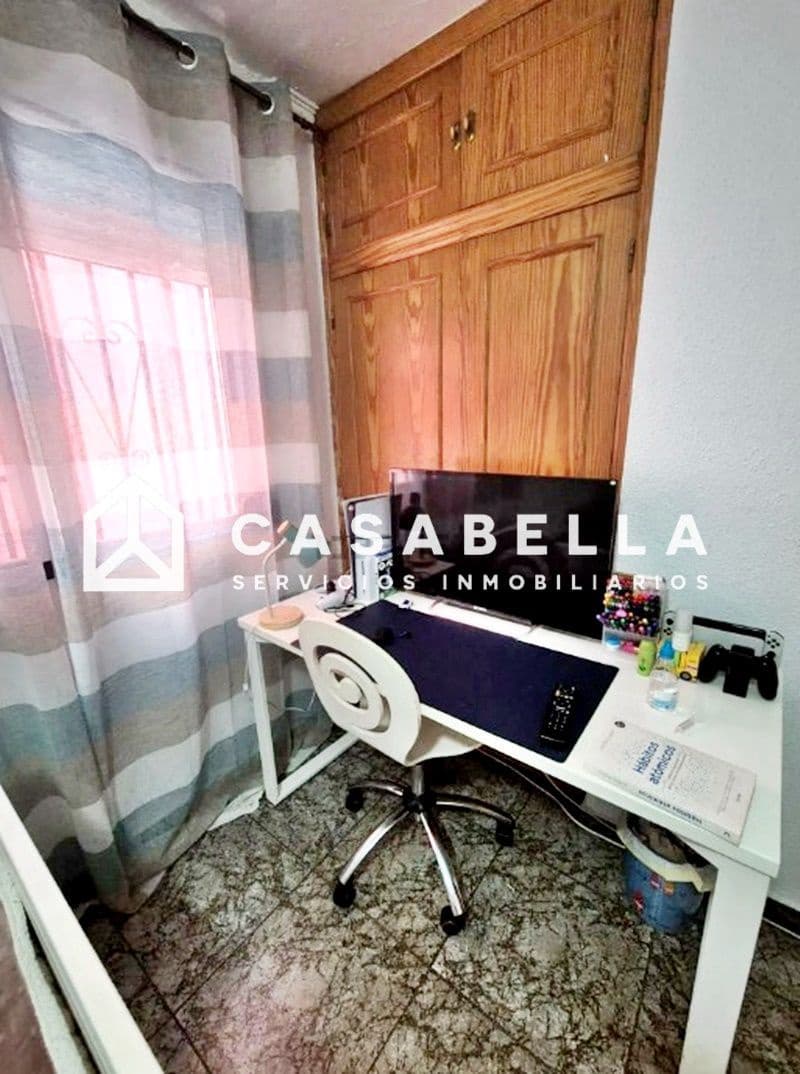 4 bedroom Villa for sale in Valencia city - € 430,000 (Ref: 9650219)