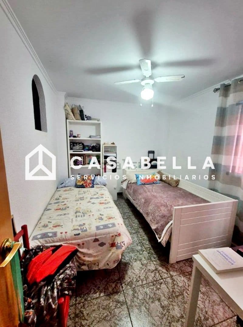 4 bedroom Villa for sale in Valencia city - € 430,000 (Ref: 9650219)