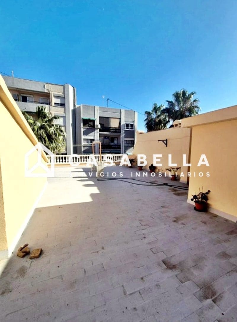 4 bedroom Villa for sale in Valencia city - € 430,000 (Ref: 9650219)