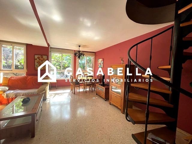 4 bedroom Flat for sale in Mont-Olivet, Valencia city - € 350,000 (Ref: 9650224)