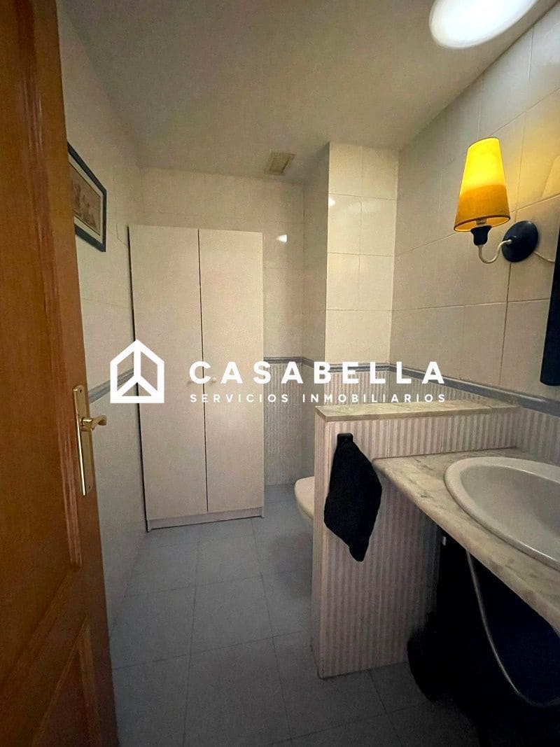 4 makuuhuone Asunto myytävänä paikassa Valencia kaupunki - 350 000 € (Ref: 9650224)