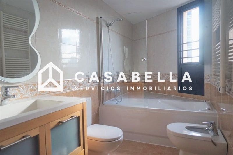 4 chambre Appartement à vendre à Valence ville avec piscine garage - 599 000 € (Ref: 9650226)