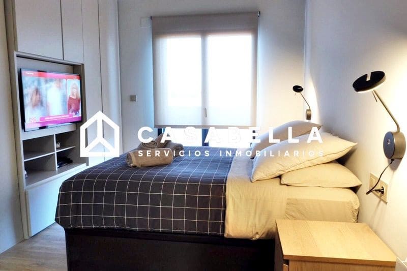 3 soverom Leilighet til leie i Valencia by med garasje - € 1 850 (Ref: 9650227)