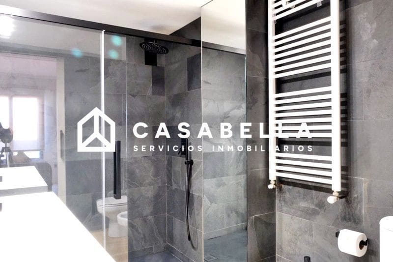 3 soverom Leilighet til leie i Valencia by med garasje - € 1 850 (Ref: 9650227)