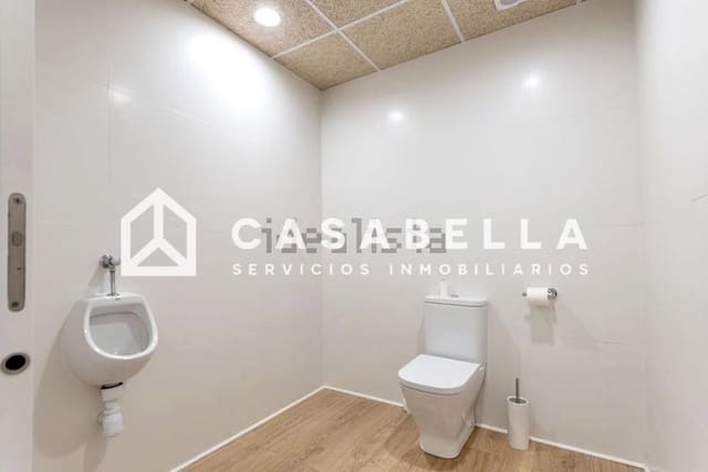 Commercial for sale in Nou Moles, Valencia city - € 395,000 (Ref: 9650228)