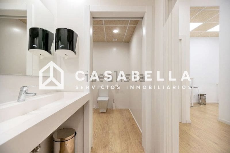 Kaupallinen myytävänä paikassa Valencia kaupunki - 395 000 € (Ref: 9650228)