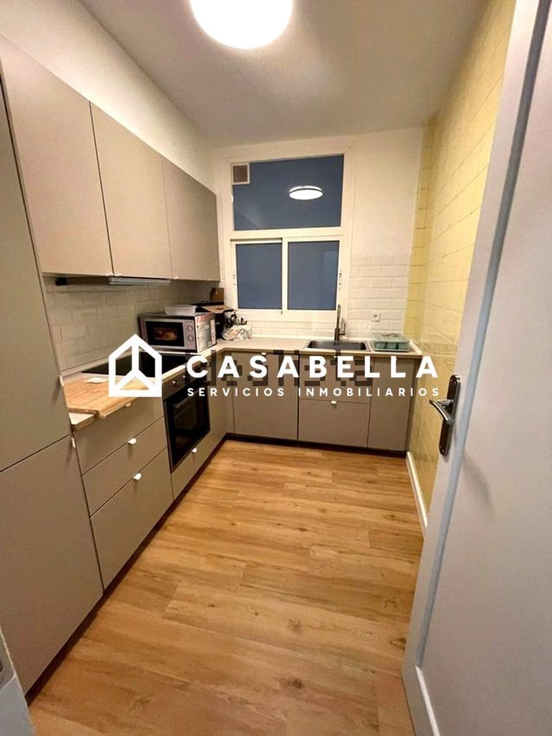 4 camera da letto Appartamento da affittare in Valencia citta - 1.950 € (Rif: 9650229)