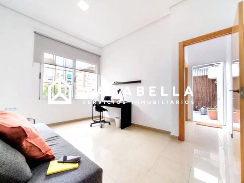 Pareado de 4 habitaciones en València ciudad en venta - 396.000 € (Ref: 9650230)