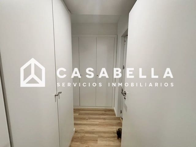 2 soverom Leilighet til salgs i Valencia by med svømmebasseng garasje - € 375 000 (Ref: 9670132)