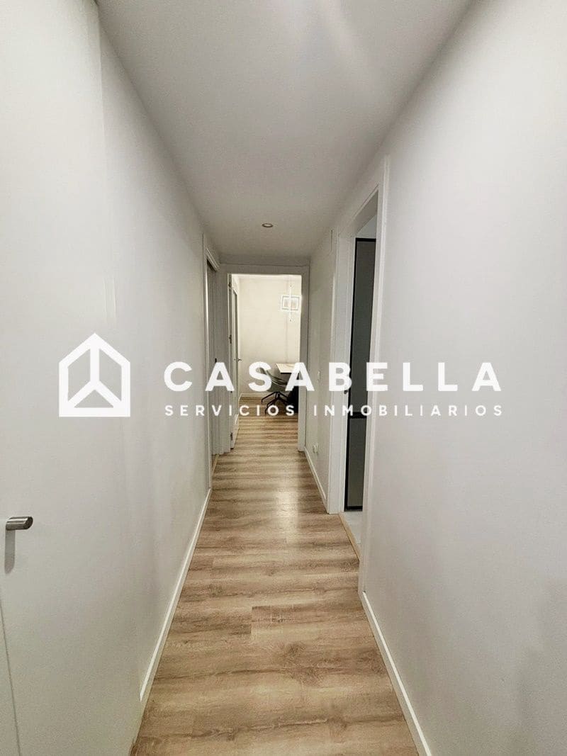 2 sovrum Lägenhet till salu i Valencia stad med pool garage - 375 000 € (Ref: 9670132)