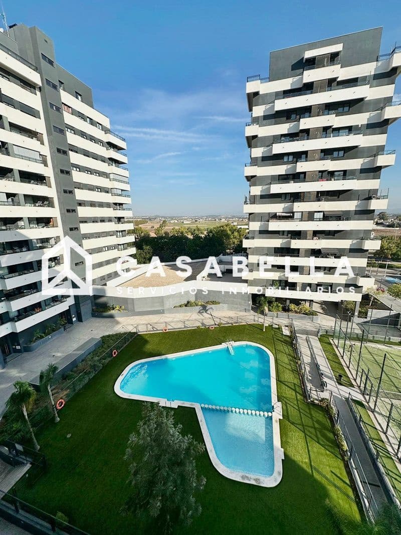 2 sovrum Lägenhet till salu i Valencia stad med pool garage - 375 000 € (Ref: 9670132)