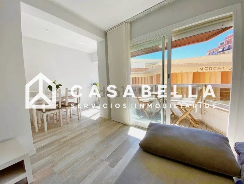 2 bedroom Flat for sale in Valencia city with garage - € 650,000 (Ref: 9726424)