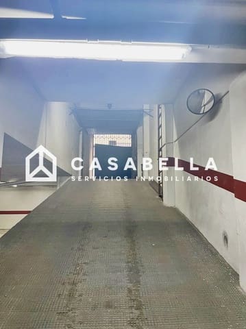 Garage for rent in Exposicio, Valencia city - € 120 (Ref: 9735251)