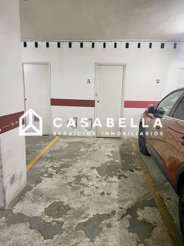 Garage for rent in Exposicio, Valencia city - € 120 (Ref: 9735251)