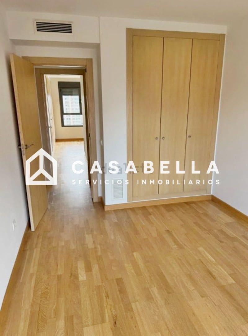 3 slaapkamer Flat te koop in Valencia stad met zwembad garage - € 630.000 (Ref: 9741546)