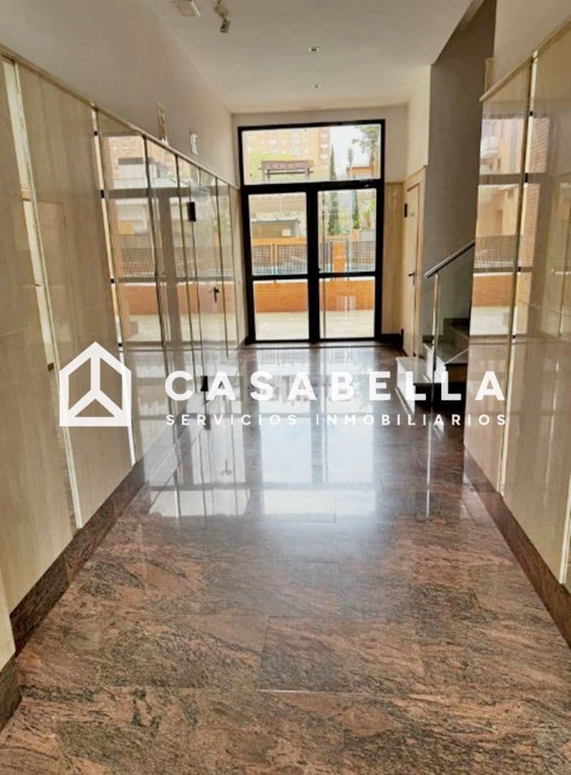 3 slaapkamer Flat te koop in Valencia stad met zwembad garage - € 630.000 (Ref: 9741546)