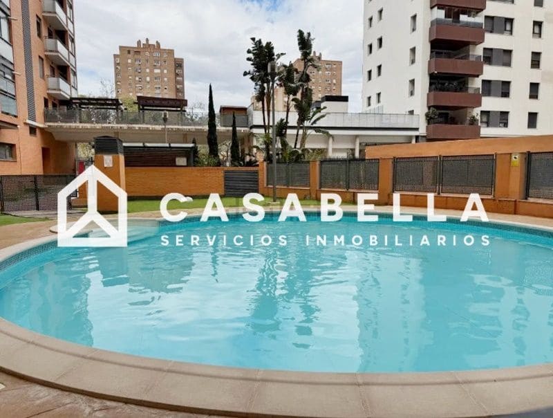 3 slaapkamer Flat te koop in Valencia stad met zwembad garage - € 630.000 (Ref: 9741546)