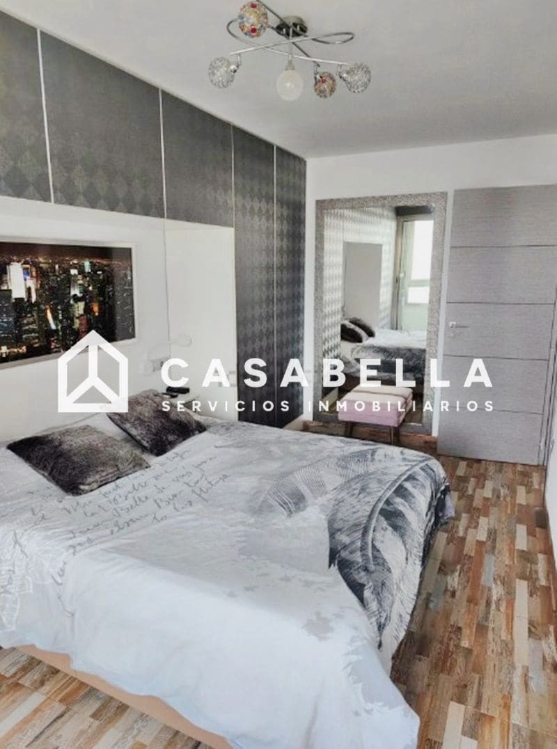 3 bedroom Penthouse for sale in Valencia city - € 240,000 (Ref: 9755388)